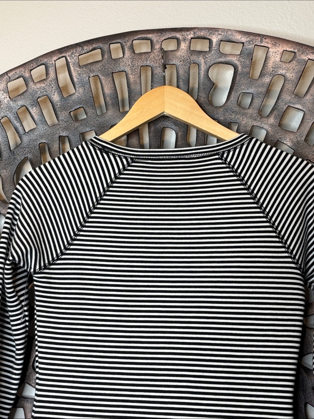 🖤 French Connection Black White Striped Stretch Dress Women’s Size 4 Mini 🖤 - Picture 13 of 13